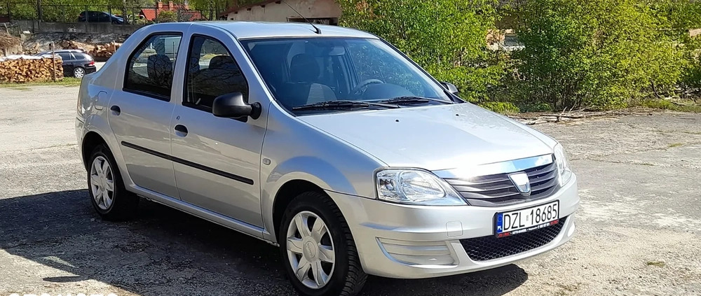 Dacia Logan cena 11999 przebieg: 175600, rok produkcji 2009 z Wojcieszów małe 137